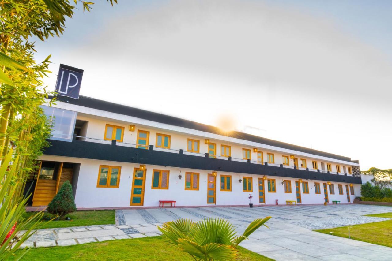 Pascual Inn Suites Cholula Exterior photo